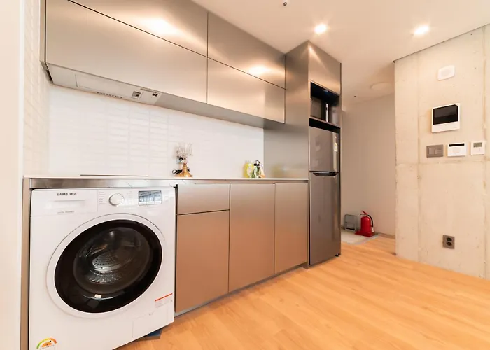 Hongik Univ Station Wave Family #c Apartment Seoul